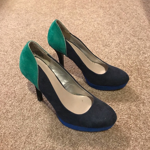 Navy, green heels size 8.5 - Picture 1 of 2